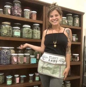 Meet your Posher, Abigail